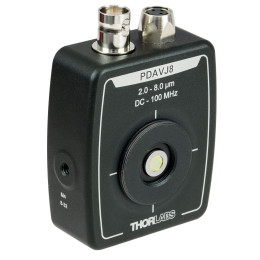 PDAVJ8 - HgCdTe фотодетектор с усилителем, рабочий диапазон: 2.0 - 8.0 мкм, активная область: 1 мм2, разъем для источника питания: 100 - 120 или 220 - 240 В, Thorlabs