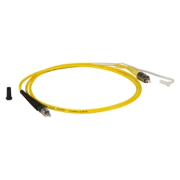 P2-SMF28-PCSMA-1 - Соединительный оптоволоконный кабель, одномодовое оптоволокно, 1 м, диапазон рабочих длин волн: 1260 - 1625 нм, FC/PC и SMA разъем, Thorlabs
